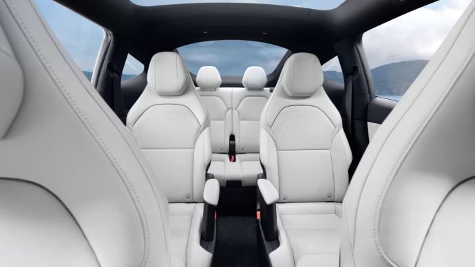 Nuevo Tesla Modelo YL