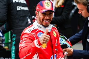 GP de China de F1 – La reacción de Lewis Hamilton tras su podio: “Nos gustaría estar delante de Mercedes”