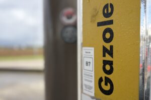Gasóleo a 2,09 €/L este miércoles 8 de abril en Francia: dónde repostar por debajo de la media de 2,39 €/L