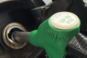Gasolina desde 1,88 €/L este miércoles 15 de abril: dónde encontrar estaciones por debajo de la media a 1,99 €/L