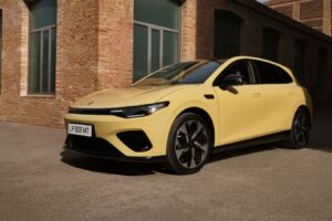 Nuevo Leapmotor B05: desde 26.990 € en Europa, la berlina eléctrica compacta es fuerte