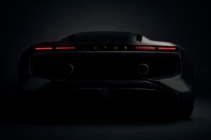 Nuevo Lotus Type 135: un superdeportivo híbrido V8 de 1.000 CV en el centro del plan 2030