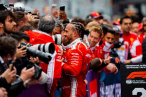 Lewis Hamilton responde a rumores de retiro y explica por qué abandonó el simulador de Ferrari en Canadá