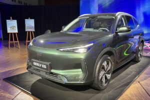 Nuevo Geely EX5: desde 37.990 € en Francia, ¿puede el SUV eléctrico eclipsar al Tesla Model Y?