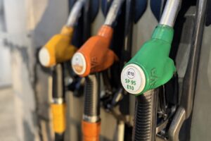 Precios del combustible: TotalEnergies bloquea el diésel a 2,09 €/L y la gasolina a 1,99 €/L este fin de semana