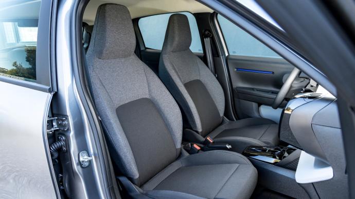 PRUEBA - Automóvil urbano Citroën ë-C3: nuestra opinión al volante de la pequeña batería