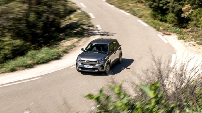 PRUEBA - Automóvil urbano Citroën ë-C3: nuestra opinión al volante de la pequeña batería