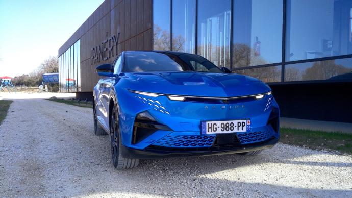 Revisión del Alpine A390 GT (2026)