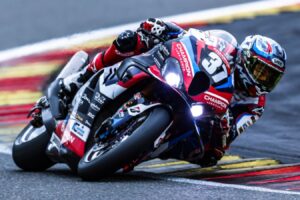 8H de Spa Motos 2026: La parrilla de salida, el BMW nº37 en la pole en casa
