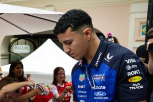 GP de F1 de Mónaco: la caída de Isak Hadjar en vídeo, rompió su suspensión